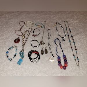 Fashion Jewelry * Necklaces * Bracelets * Earrings * Pendant * Watch * 17 Pieces